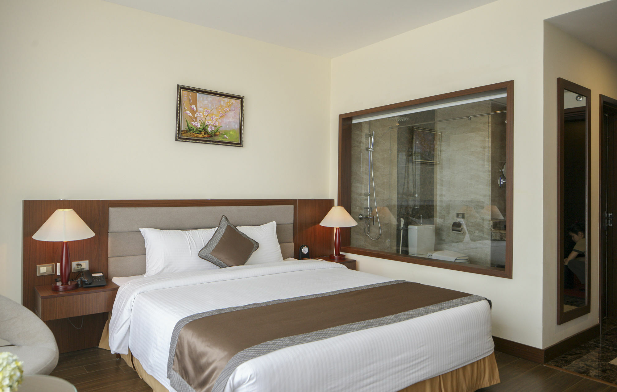 Muong Thanh Grand Quang Tri Hotel Exteriör bild