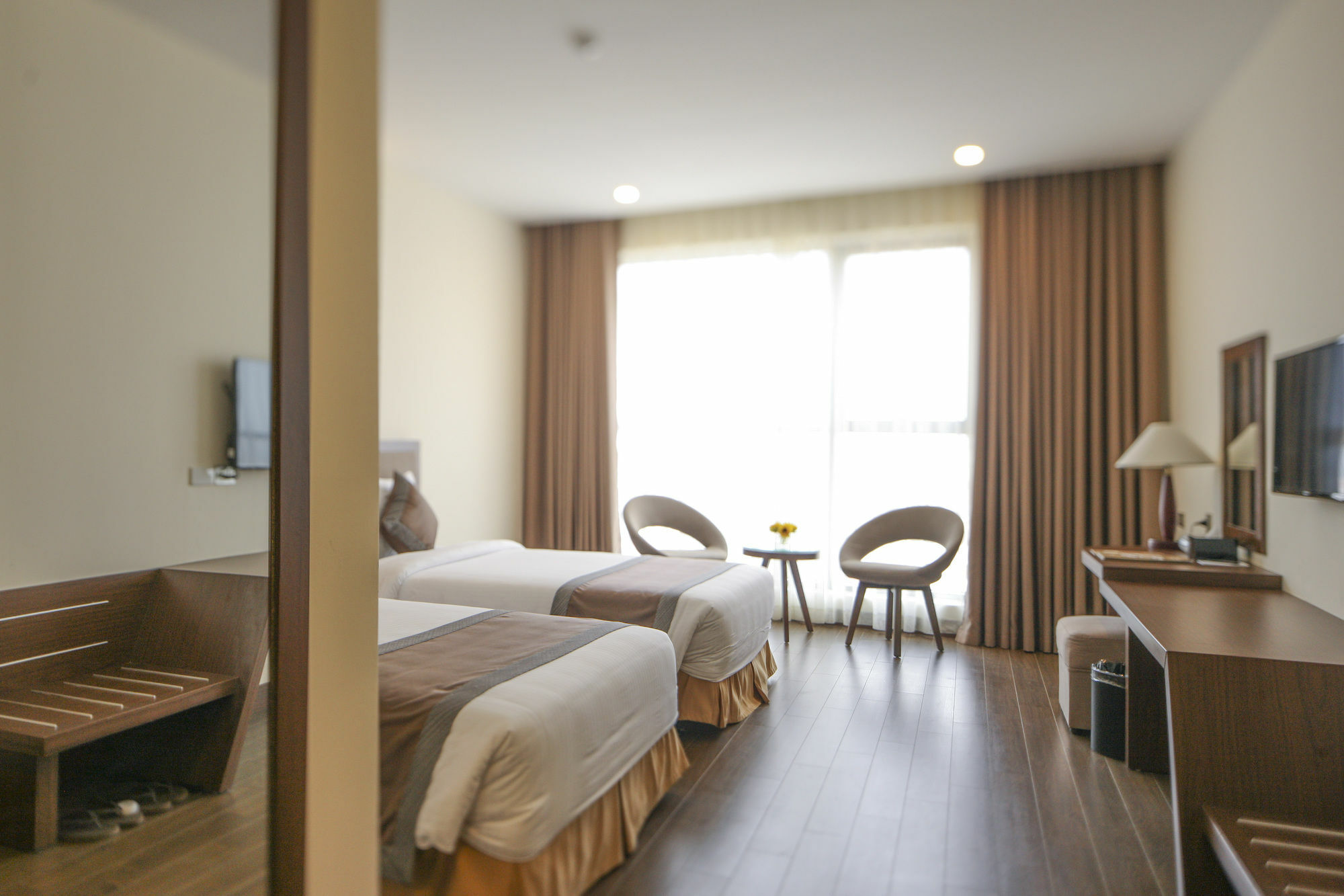 Muong Thanh Grand Quang Tri Hotel Exteriör bild